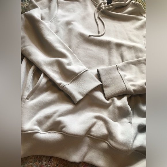 H&M Regular Fit Hoodie Sweatshirt - Picture 3 of 6